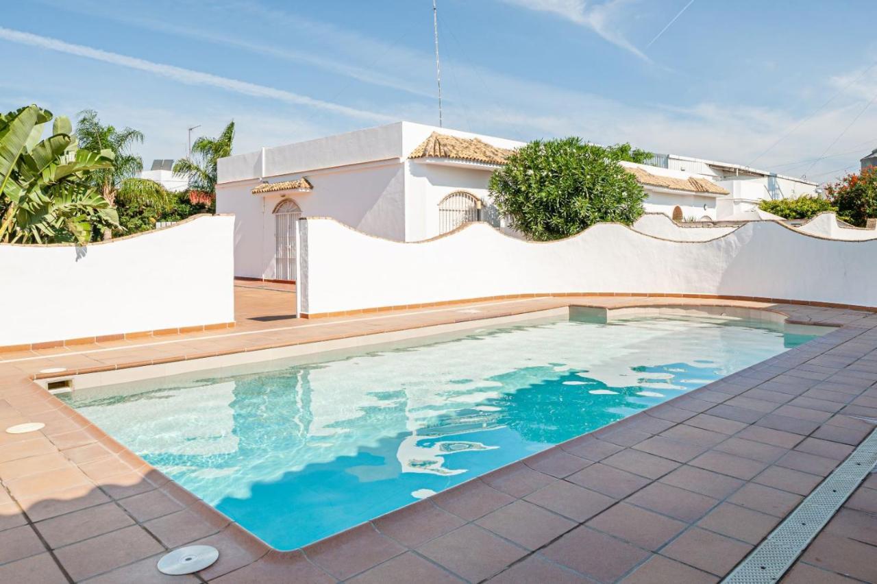 קוניל דה לה פרונטרה Chalet Fuente4 Piscina Comun Famila מראה חיצוני תמונה