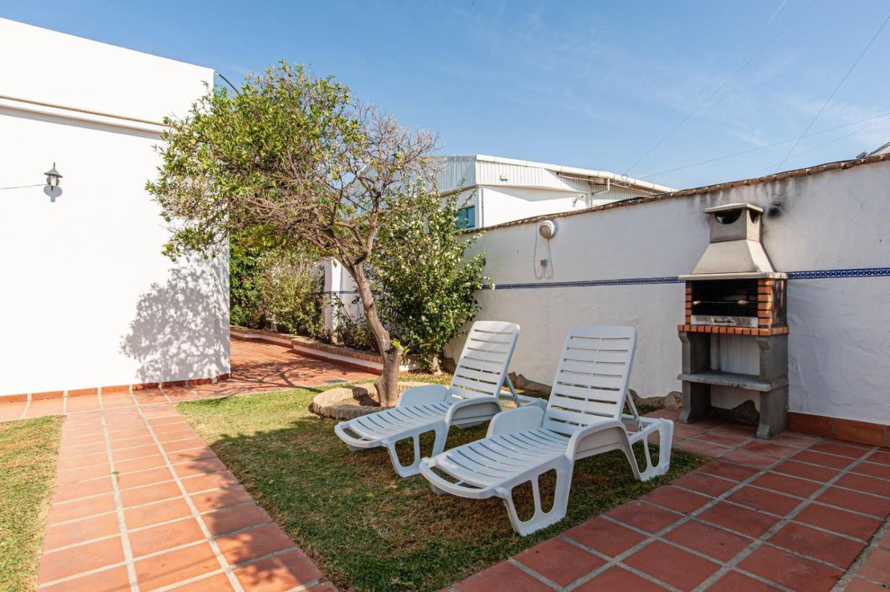 קוניל דה לה פרונטרה Chalet Fuente4 Piscina Comun Famila מראה חיצוני תמונה